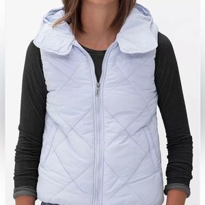 Bench Vest in arctic ice blue -size S